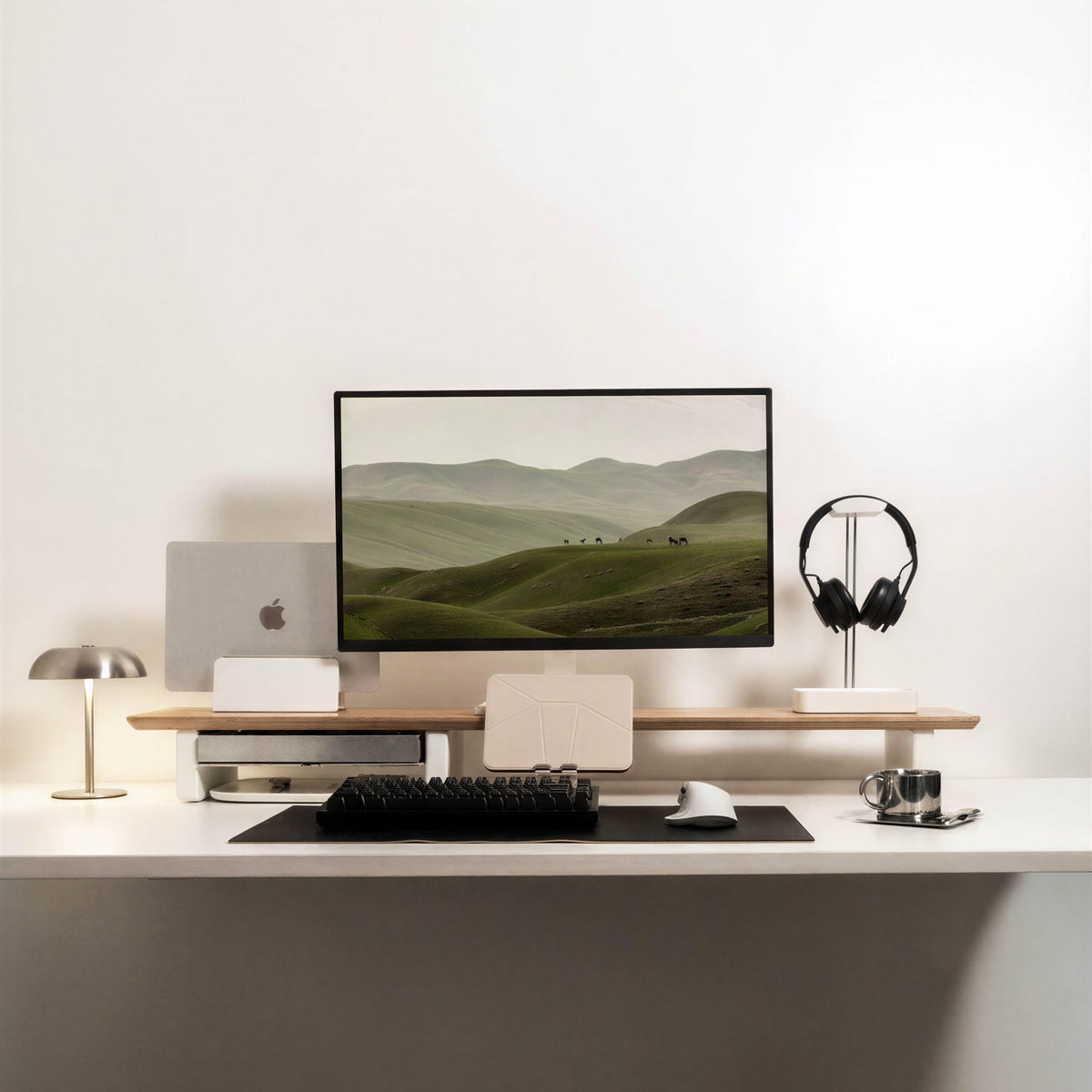 Desk Setup Cockpit | Oak