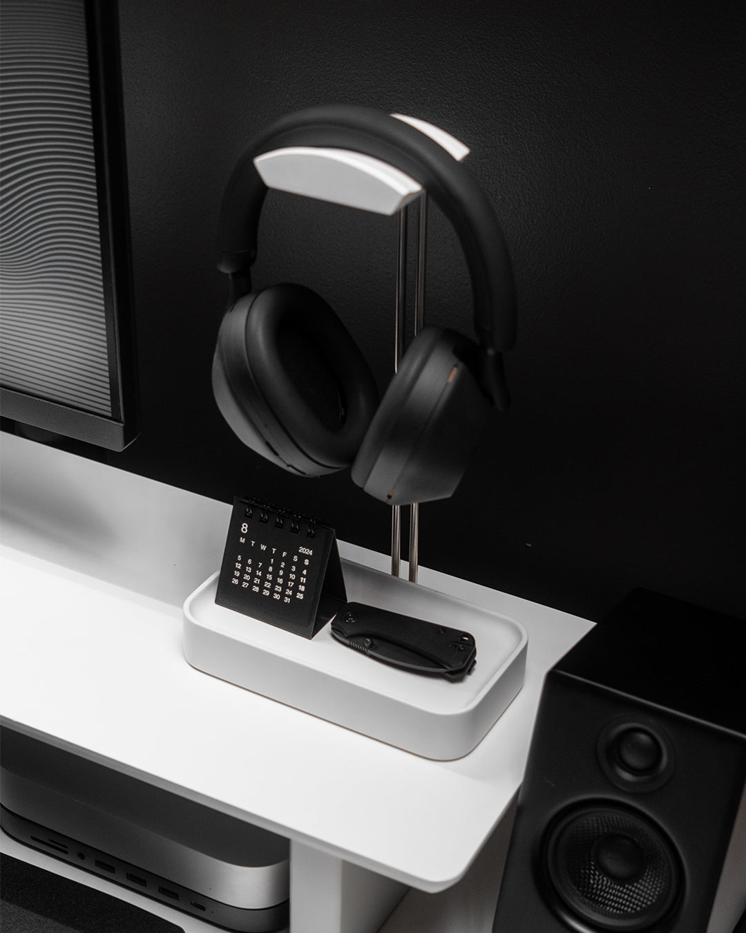 Headphone Stand | White