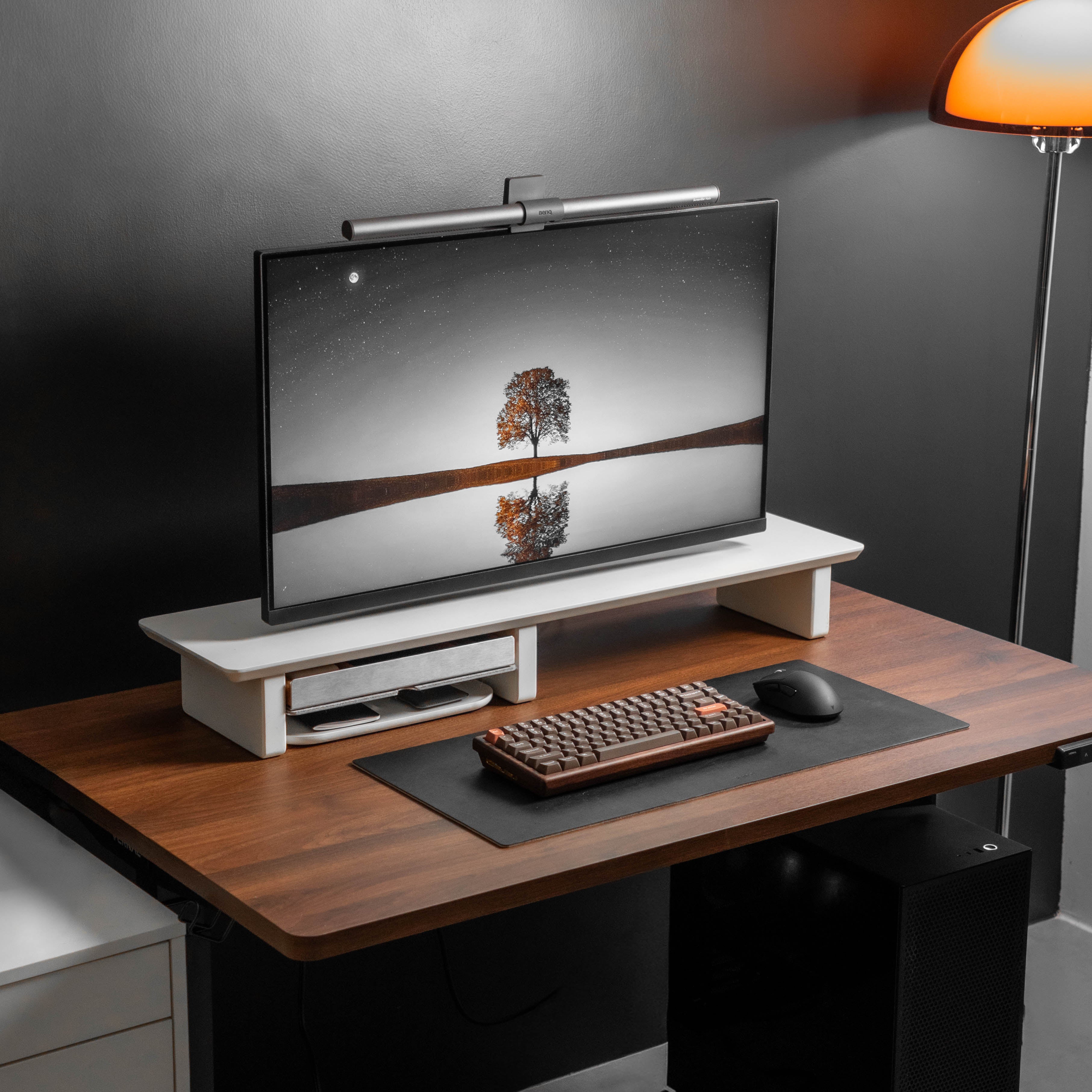 Desk Setup Cockpit | White